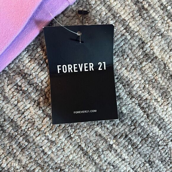 Forever 21 Women’s Size Small Knee Length Stretch Shorts Light Purple NWT‎ - Picture 2 of 6